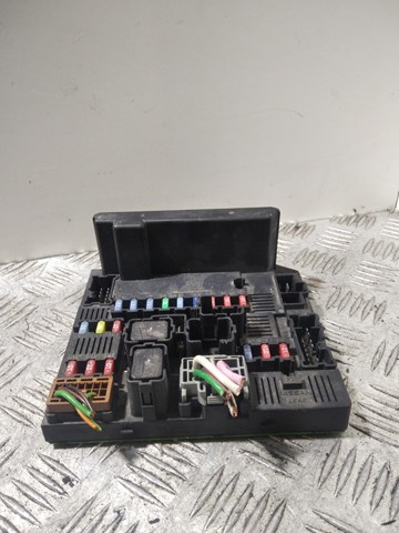 284B7JD000 Caja de fusibles  disponible Utrera