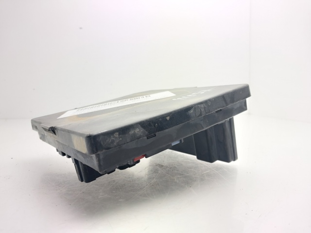 NISSAN 284B7JD000 Caja de fusibles  en stock Terrassa