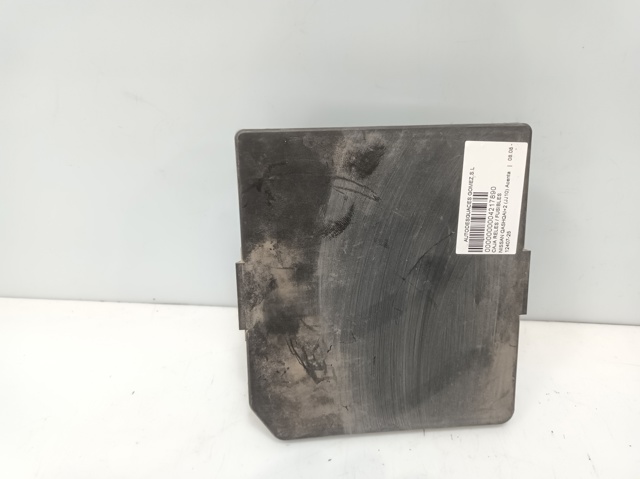 284B7JD00B NISSAN Caja de fusibles comprar Bilbao