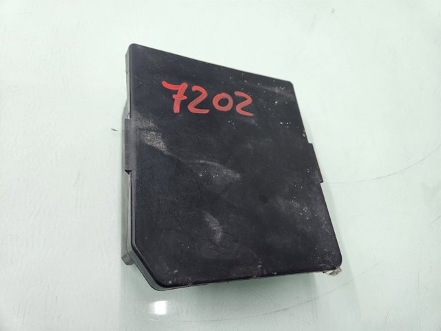 284B7JD00B Caja de fusibles  en stock Sabadell
