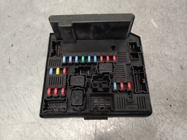 NISSAN 284B7JD00B Caja de fusibles  comprar en Ponferrada