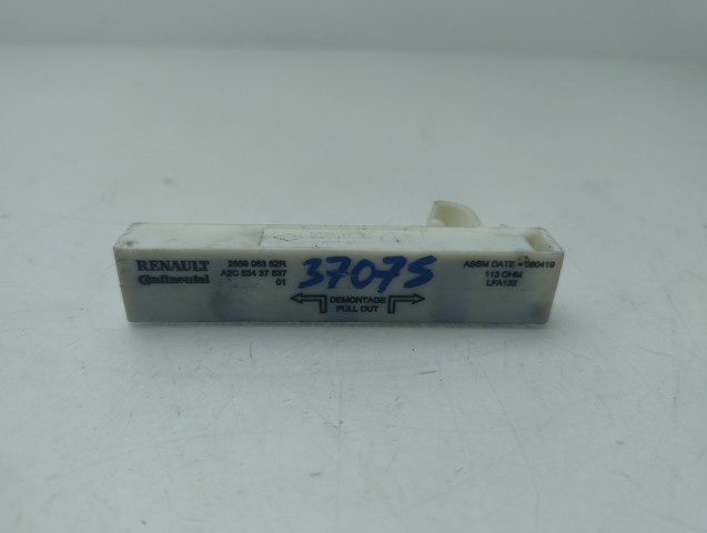 285906352R RENAULT Antena Kessy  disponible Ourense