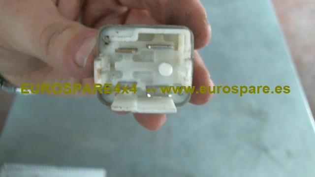 Relé de bujía de precalentamiento 2861054360 Toyota