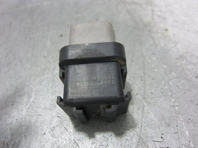 Relé de bujía de precalentamiento Toyota Corolla