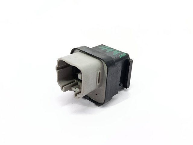 Relé, sistema de precalentamiento  Toyota Avensis  (T25)
