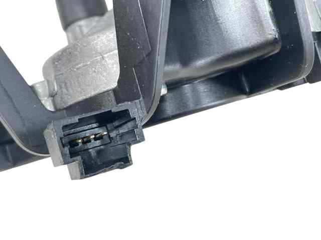 RENAULT 287100010R Motor del limpiaparabrisas trasero  disponible Valladolid