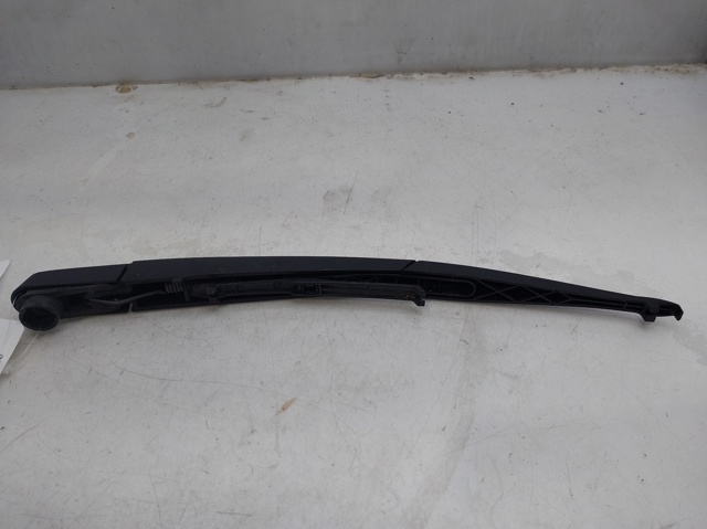 NISSAN 287814EA0A Brazo del limpiaparabrisas trasero  disponible España
