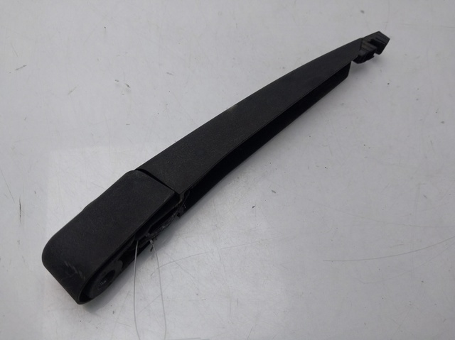 NISSAN 28781JD00A Brazo del limpiaparabrisas, trasero comprar Pamplona