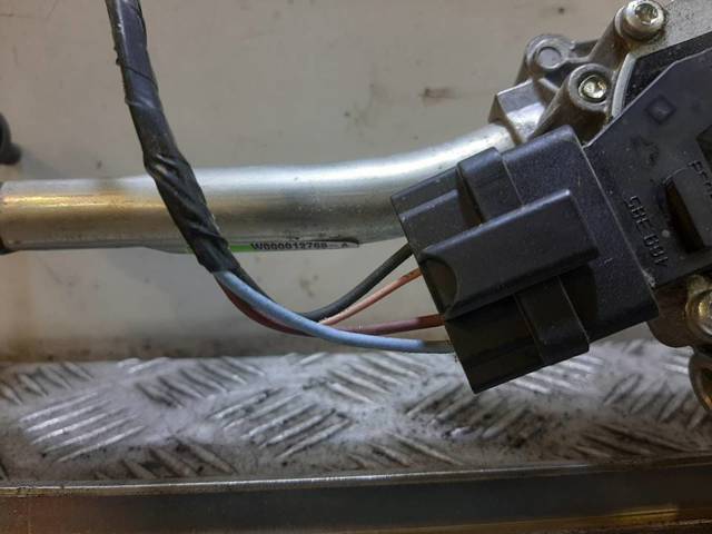 288003799R Renault (RVI)