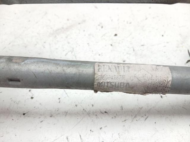 288004287R Trapezio del limpiaparabrisas  disponible Utrera
