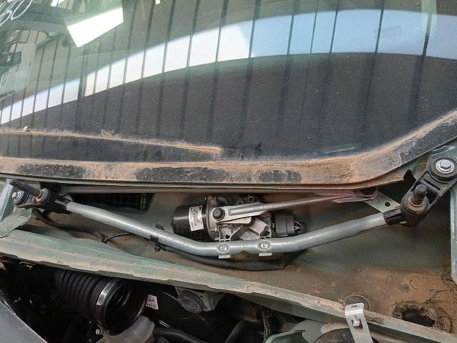 Comprar Trapezio del limpiaparabrisas Renault DUSTER II HM a bajo precio