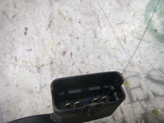 288100941R RENAULT Motor del limpiaparabrisas  disponible Alicante