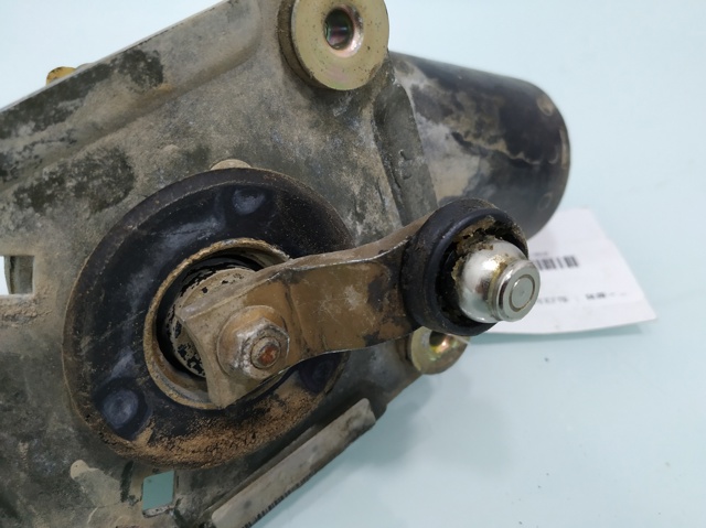 Motor del limpiaparabrisas Nissan Terrano II (1993-2006)