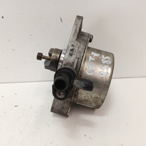 288102A100 HYUNDAI Bomba de vacío  en stock Gandía