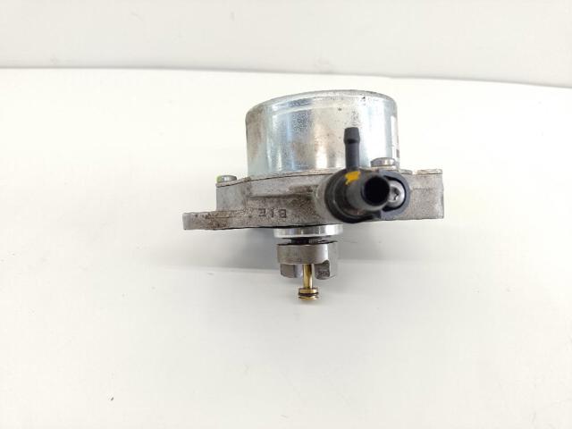 288102A100 HYUNDAI Bomba de vacío  en stock Huelva
