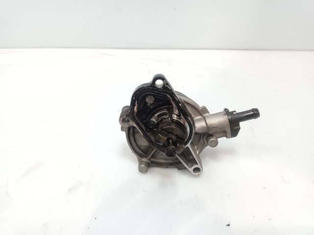 288102A100 HYUNDAI Bomba de vacío  disponible Alicante