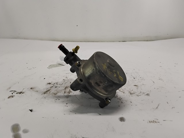 HYUNDAI 288102A101 Bomba de vacío  comprar en Murcia