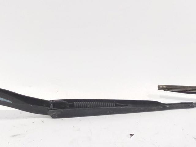 RENAULT 288815246R Brazo del limpiaparabrisas  en stock Salamanca
