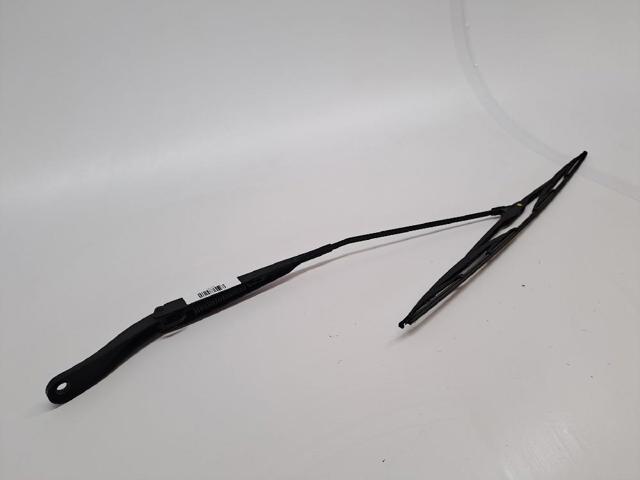 RENAULT 288815246R Brazo del limpiaparabrisas  en stock Salamanca