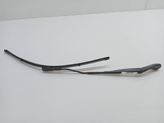 Comprar Brazo del limpiaparabrisas, luna delantera Sandero III 