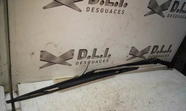 Brazo limpia para Nissan Navara (D40)