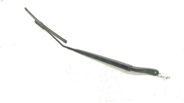 288860005R Brazo del limpiaparabrisas  disponible Burgos
