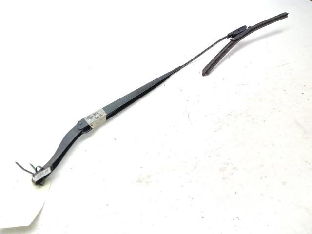288860005R Brazo del limpiaparabrisas  en stock Castellón
