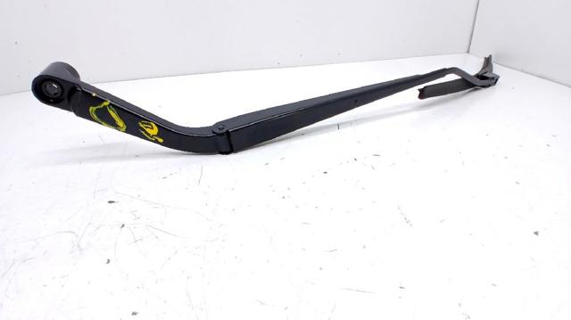 Brazo de limpiaparabrisas Nissan Navara desde 52,27 €