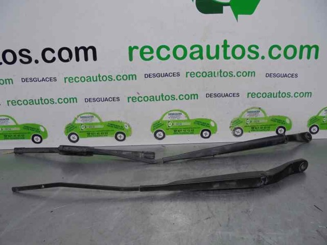 Brazo del limpiaparabrisas, lavado de parabrisas, luna delantera 288866482R Renault (RVI)