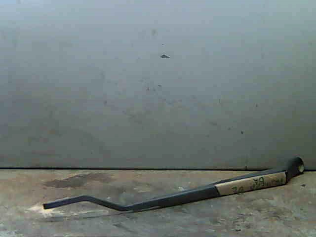 Brazo del limpiaparabrisas para Nissan Primera WP12