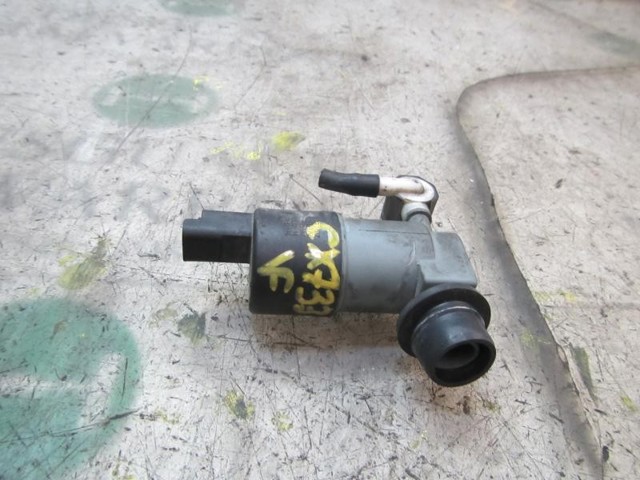 28920BU010 NISSAN Bomba de agua limpiaparabrisas, delantera comprar Bilbao
