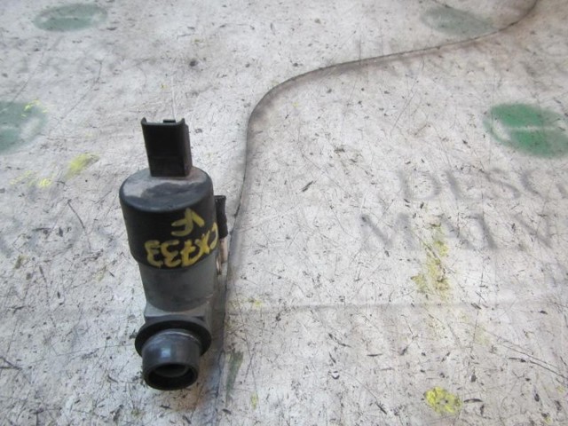 NISSAN 28920BU010 Bomba de agua limpiaparabrisas, delantera  en stock Terrassa