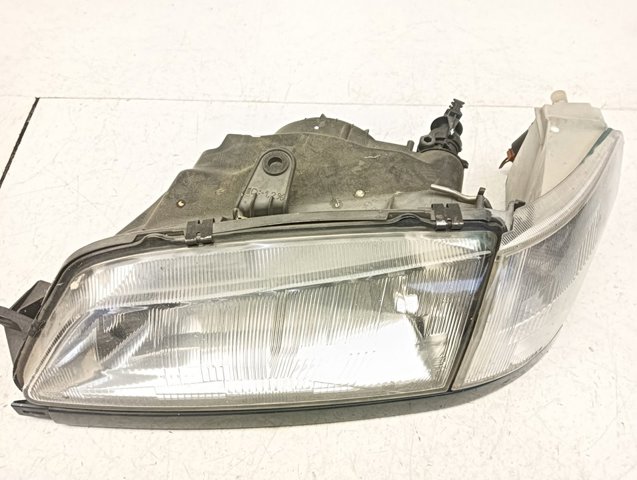 291091 Faro izquierdo  en stock Sabadell