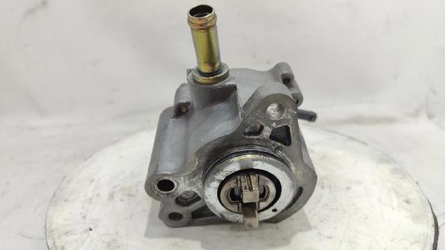 Bomba de vacío Toyota Avensis 1 T22