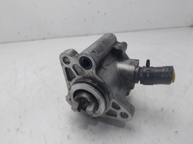 Depresor de freno  Toyota Avensis  (LCM)