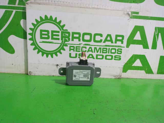 293A03329R RENAULT Batería de arranque  comprar en Jaén