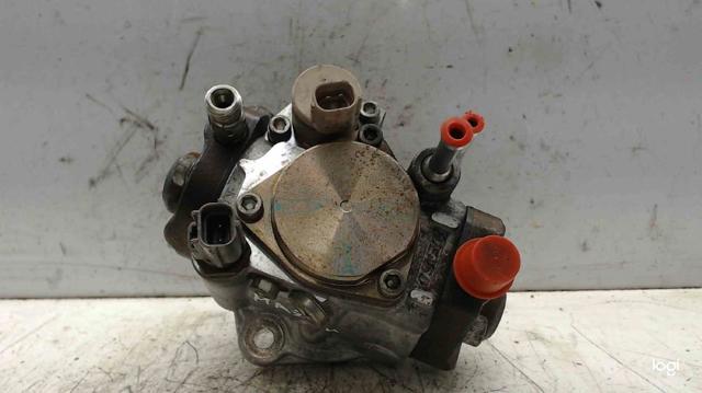MAZDA 2940000420 Bomba de alta presión de combustible  disponible Valladolid