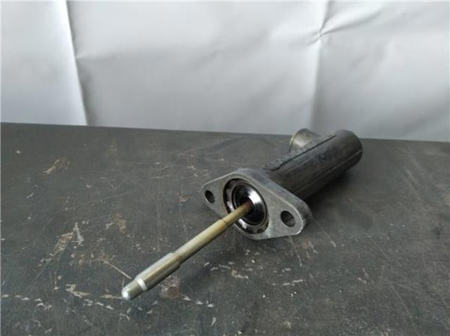 Bomba auxiliar de embrague Volkswagen LT II desde 37,87 €