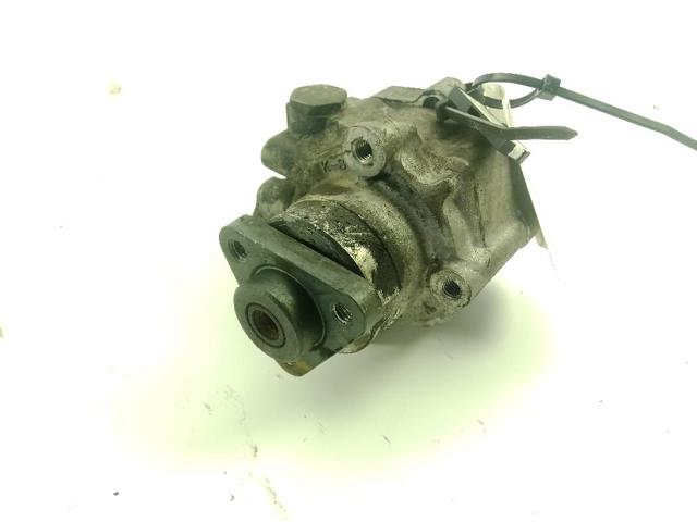 VAG 2E0422145B Bomba de dirección  en stock Valencia