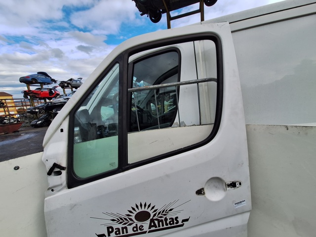Puerta delantera Volkswagen Crafter  (2006-2016)