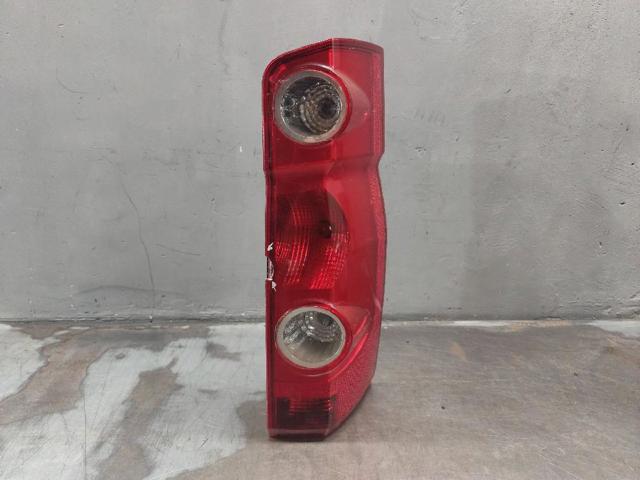 2E0945096 Piloto trasero derecho comprar Girona