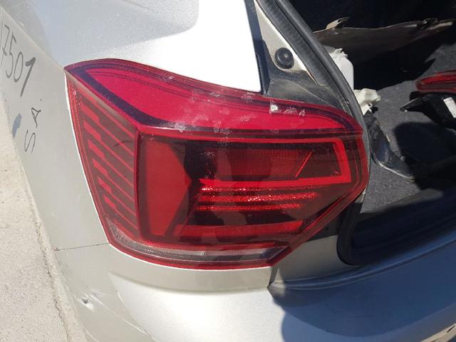 2G0945095B Piloto trasero izquierdo comprar Girona