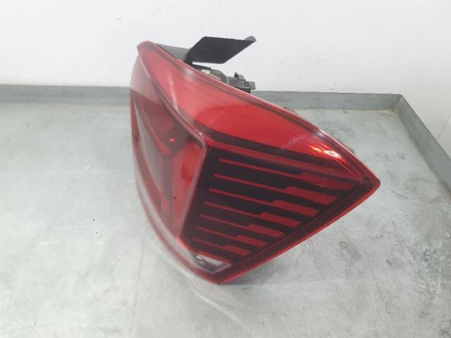2G0945096B VAG Piloto trasero derecho  disponible Ourense