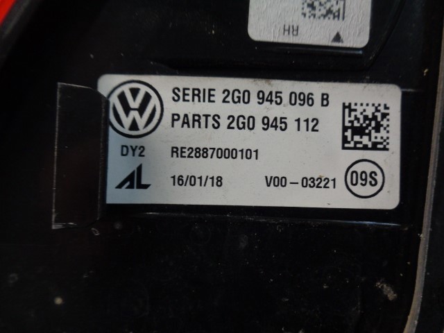 2G0945096B Piloto trasero derecho  disponible Burgos