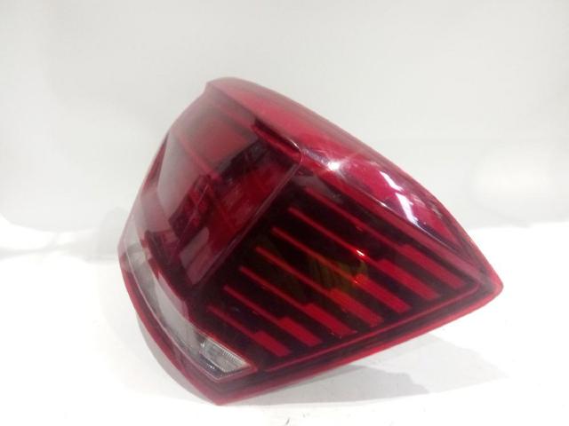 2G0945096B VAG Piloto trasero derecho  disponible Ourense