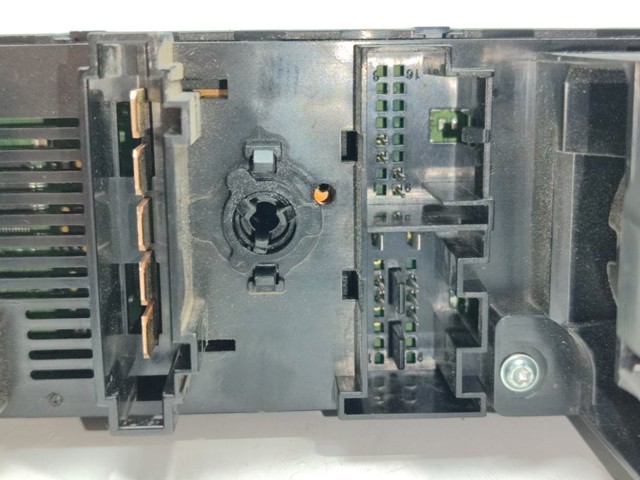 Unidad de control de la ventilación Volkswagen Polo VI (2017-2026)