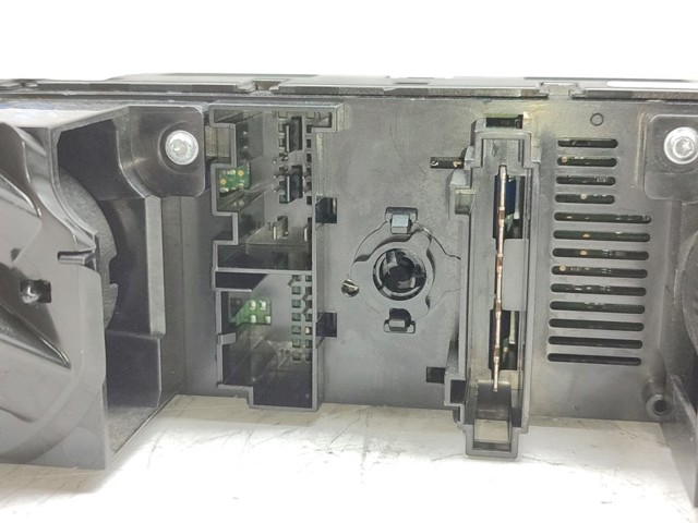 Elemento de control aire acondicionado Volkswagen Polo VI (AW1, BZ1, AE1)