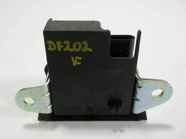 VAG 2G6827505B Cerradura de maletero comprar Barcelona