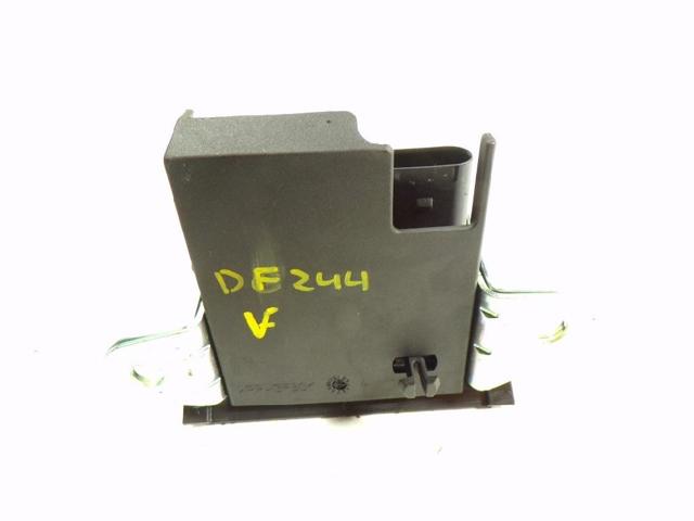 2G6827505B9B9 Cerradura de maletero  en stock Castellón