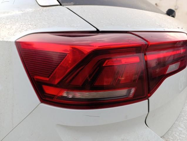 2GA945095D VAG Piloto trasero exterior izquierdo  disponible Ourense